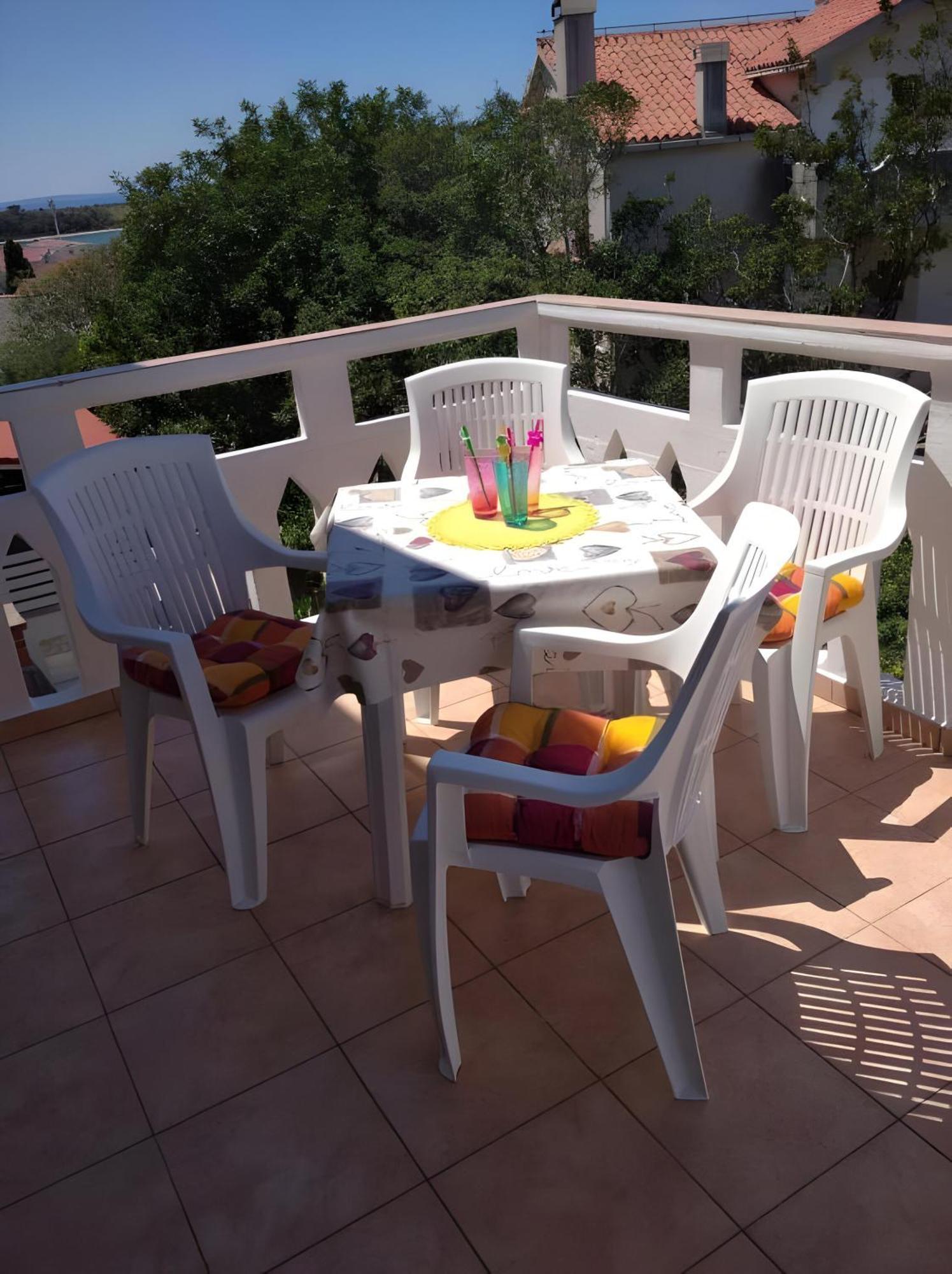 Cozy Apartments Danica Novalja With Terrace - First Floor Exterior foto